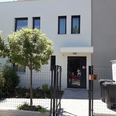 Apartment Marcell Apartman *